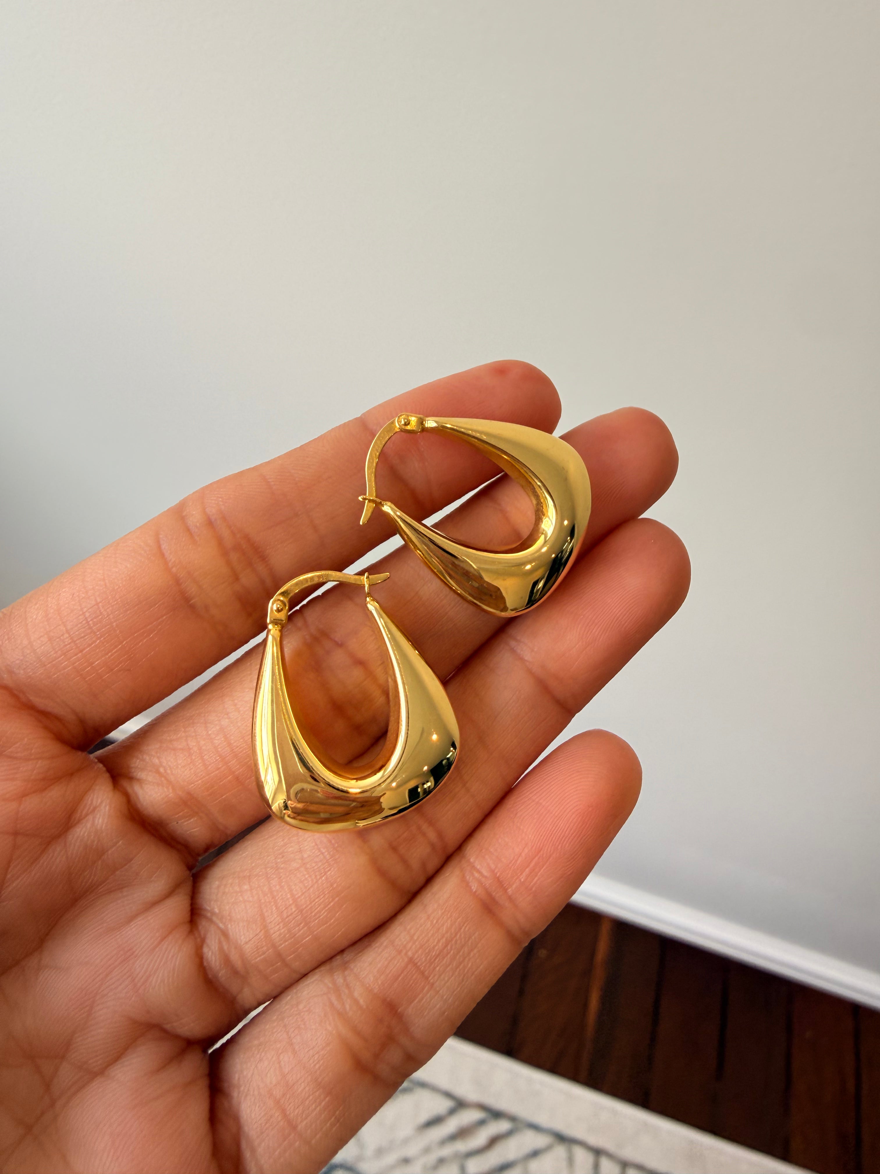 Sculpted Teardrop Hoop Earrings